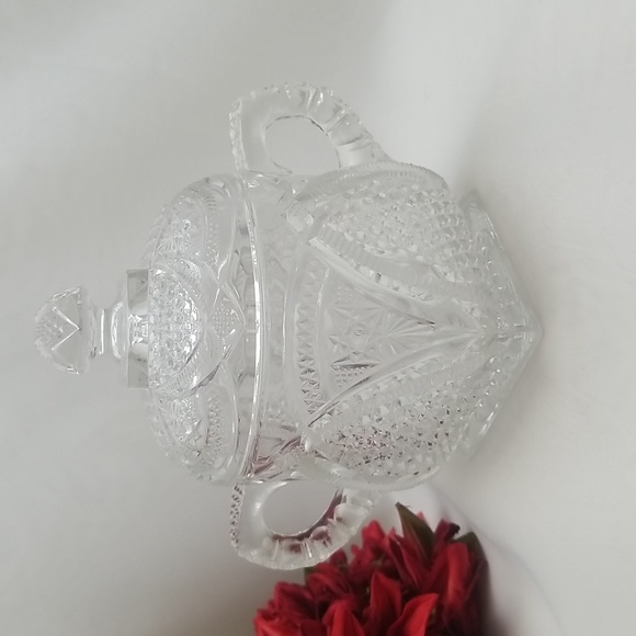 EAPG US Glass Massachusetts Covered Sugar - Picture 1 of 16